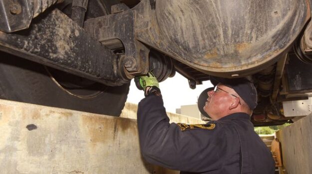 safety-fitness-inspect-0530_0